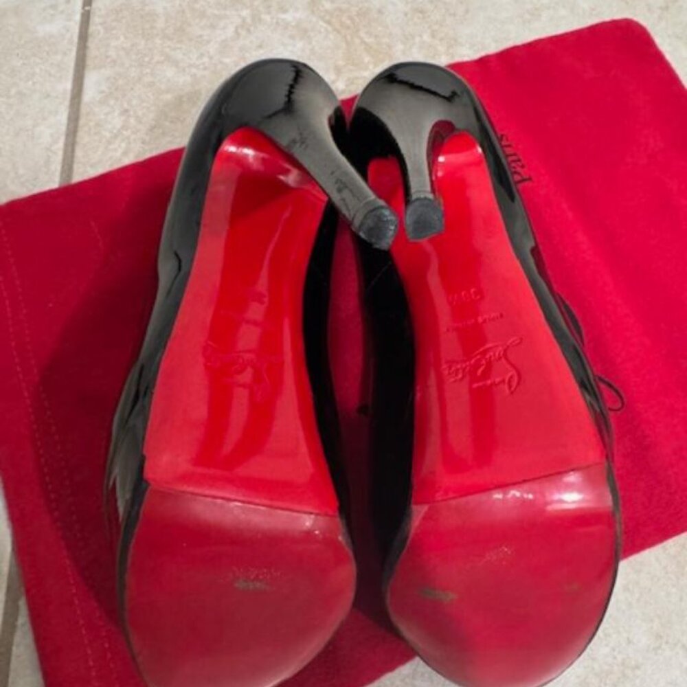 Christian Louboutin Black Patent Peep Toe Pumps 38.5 | 6” Heel Red Sole - Picture 4 of 9